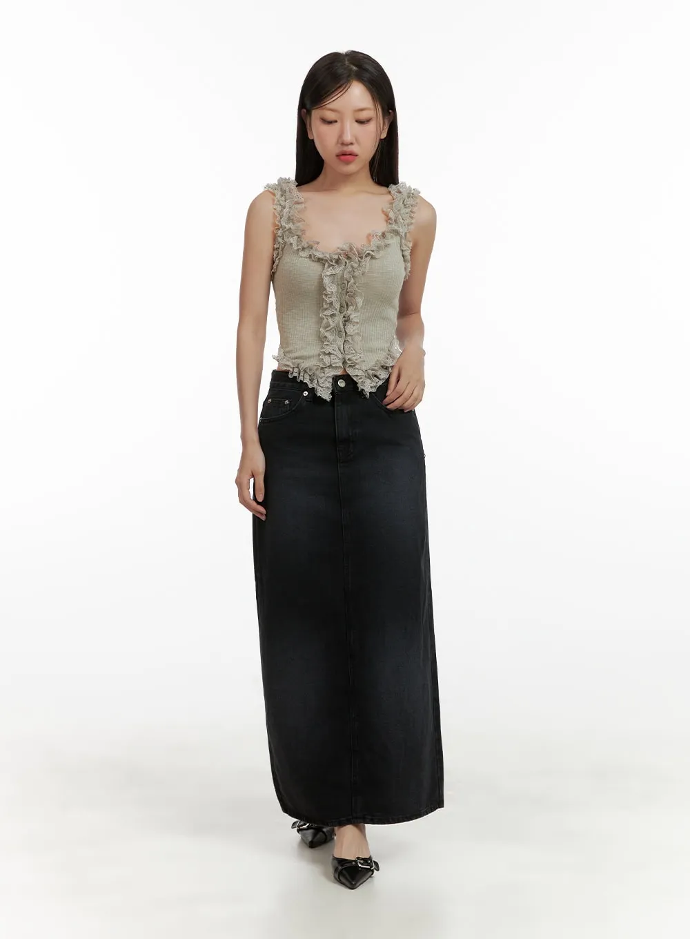 Lace Ruffle Hem Sleeveless Top CU405